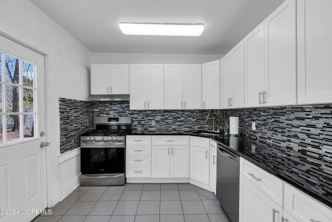 17 Lakeview Road Deal NJ 07723