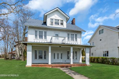 17 Lakeview Road Deal NJ 07723