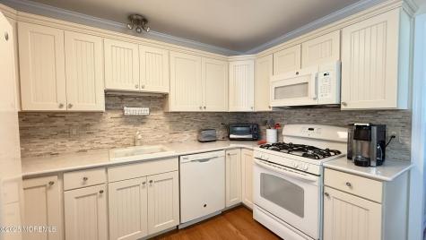 138 10th Avenue Seaside Park NJ 08752