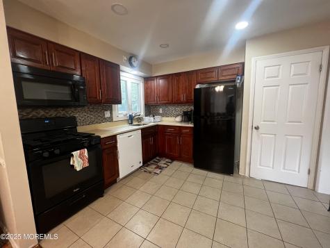 50 Whalepond Road Oakhurst NJ 07755
