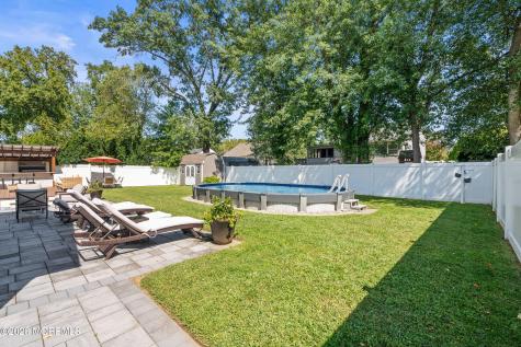 27 Branch Road Oakhurst NJ 07755