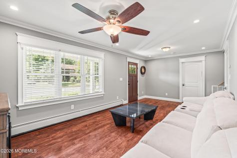 27 Branch Road Oakhurst NJ 07755