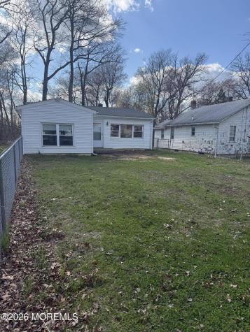 33 Weaverville Road Freehold NJ 07728