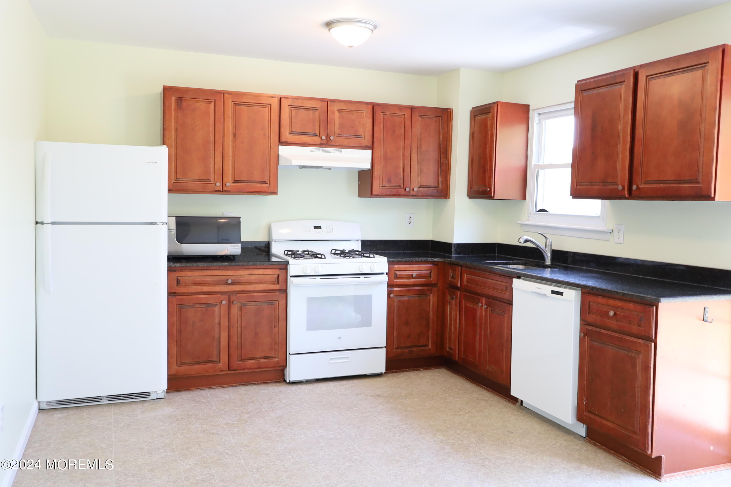814 Laurel Street Lakehurst NJ 08733