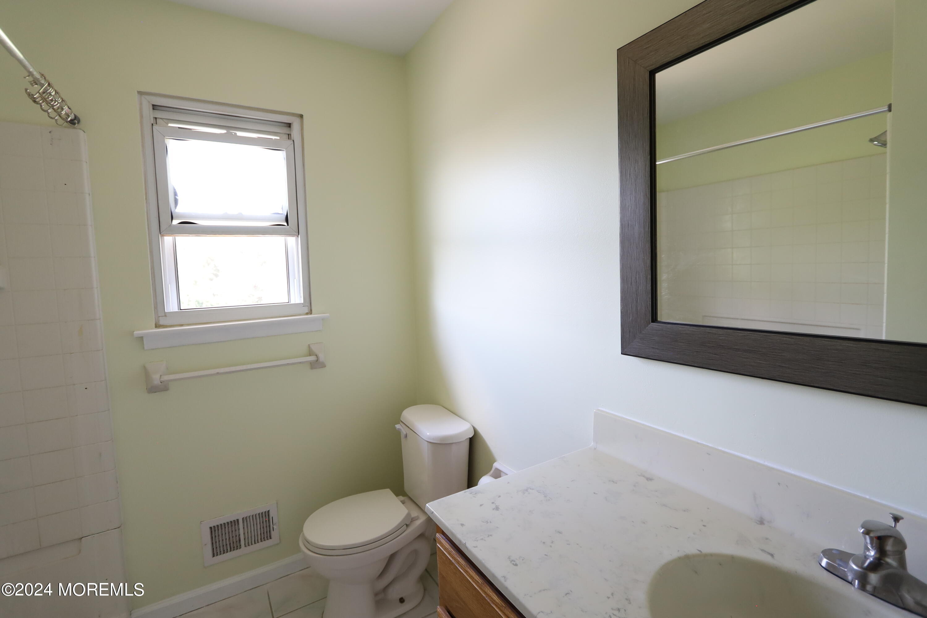 814 Laurel Street Lakehurst NJ 08733