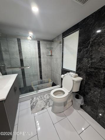 191 Delaware Avenue Oakhurst NJ 07755