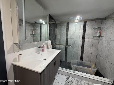 191 Delaware Avenue Oakhurst NJ 07755