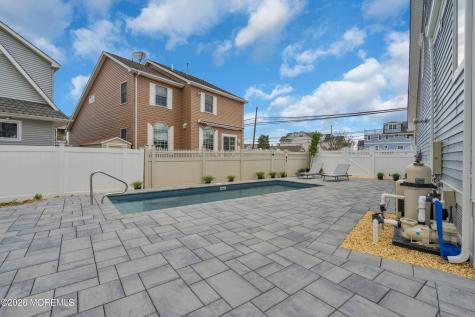 511 N Highway 35 Mantoloking NJ 08738