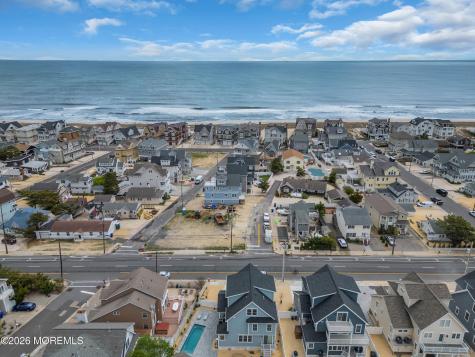 511 N Highway 35 Mantoloking NJ 08738