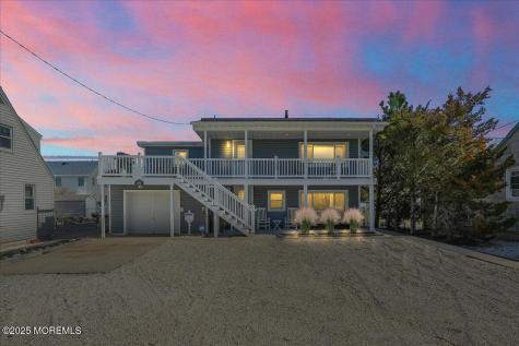 273 N 12th Street Surf City NJ 08008