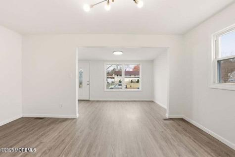 28 Brandies Road Toms River NJ 08757