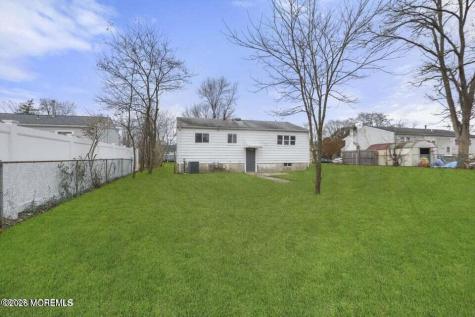 28 Brandies Road Toms River NJ 08757
