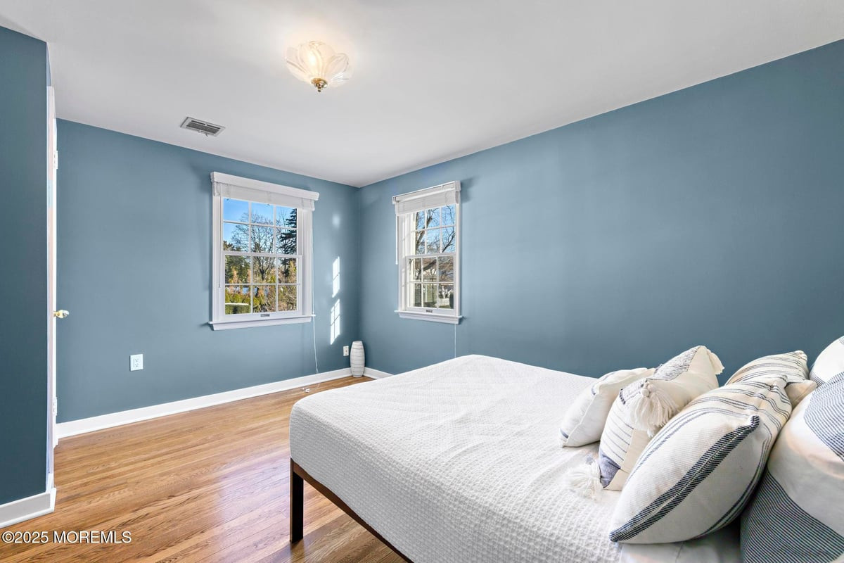 105 Park Avenue Shrewsbury Boro NJ 07702