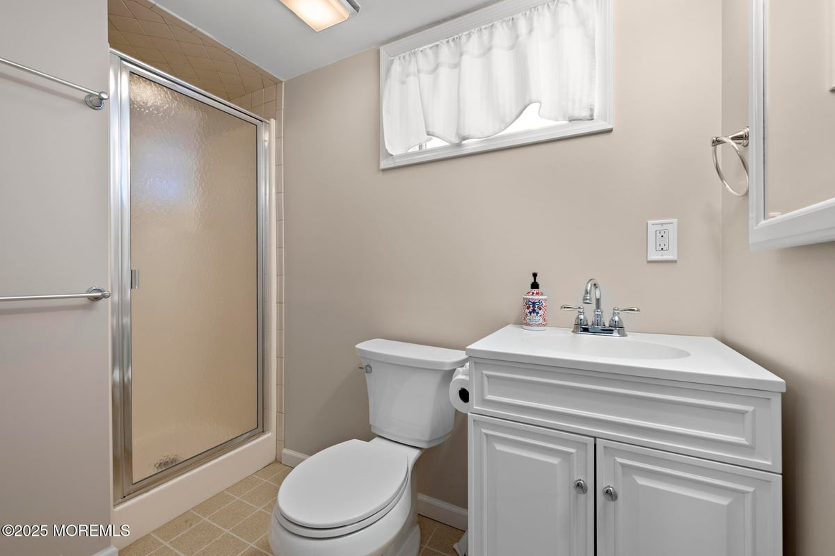 105 Park Avenue Shrewsbury Boro NJ 07702