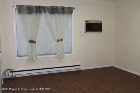 134 Amberly Drive Manalapan NJ 07726