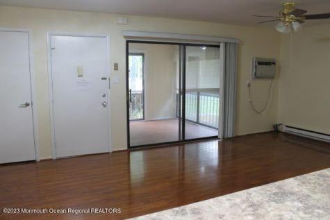 134 Amberly Drive Manalapan NJ 07726