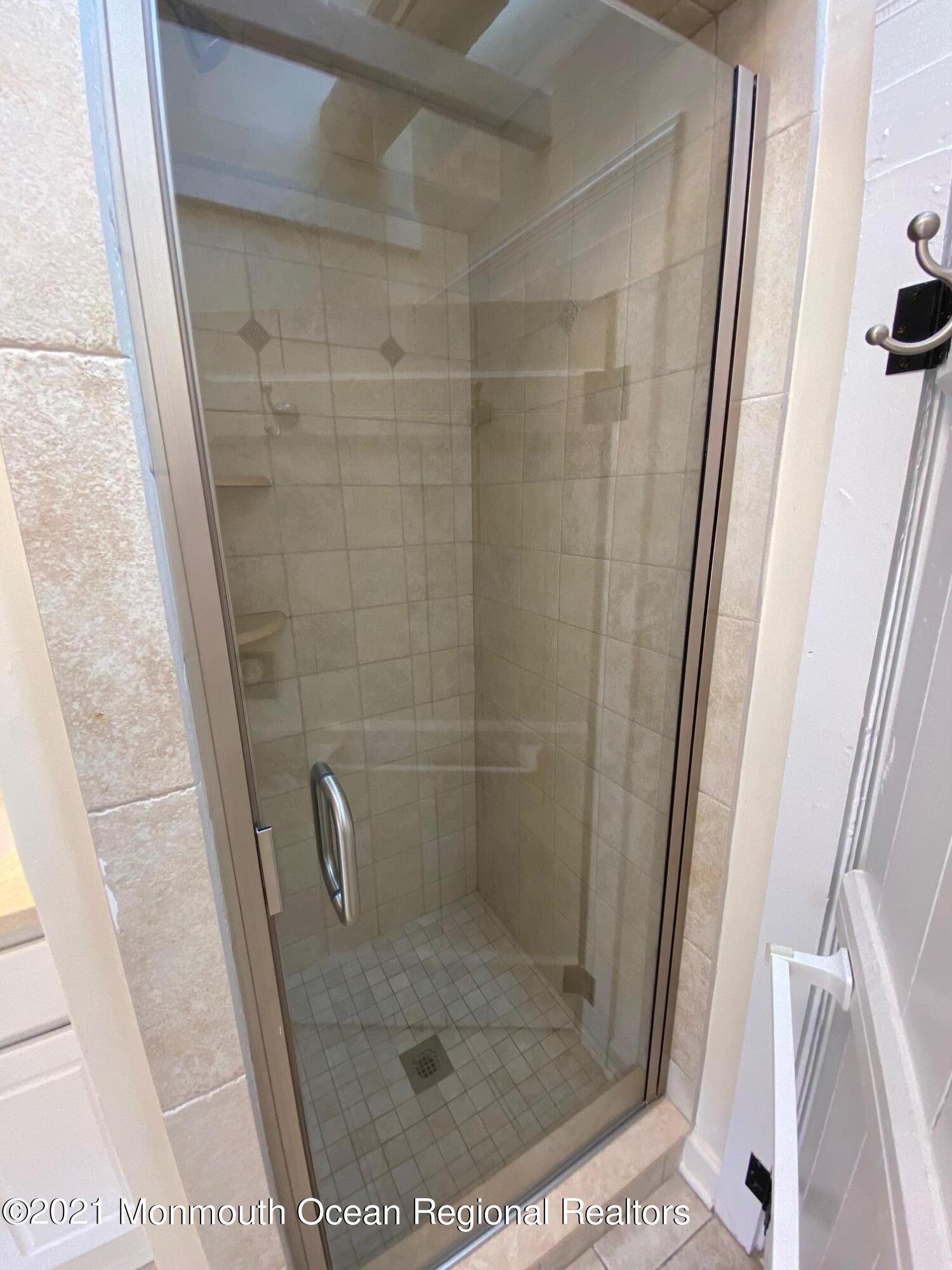 372 Lake Avenue Oakhurst NJ 07755