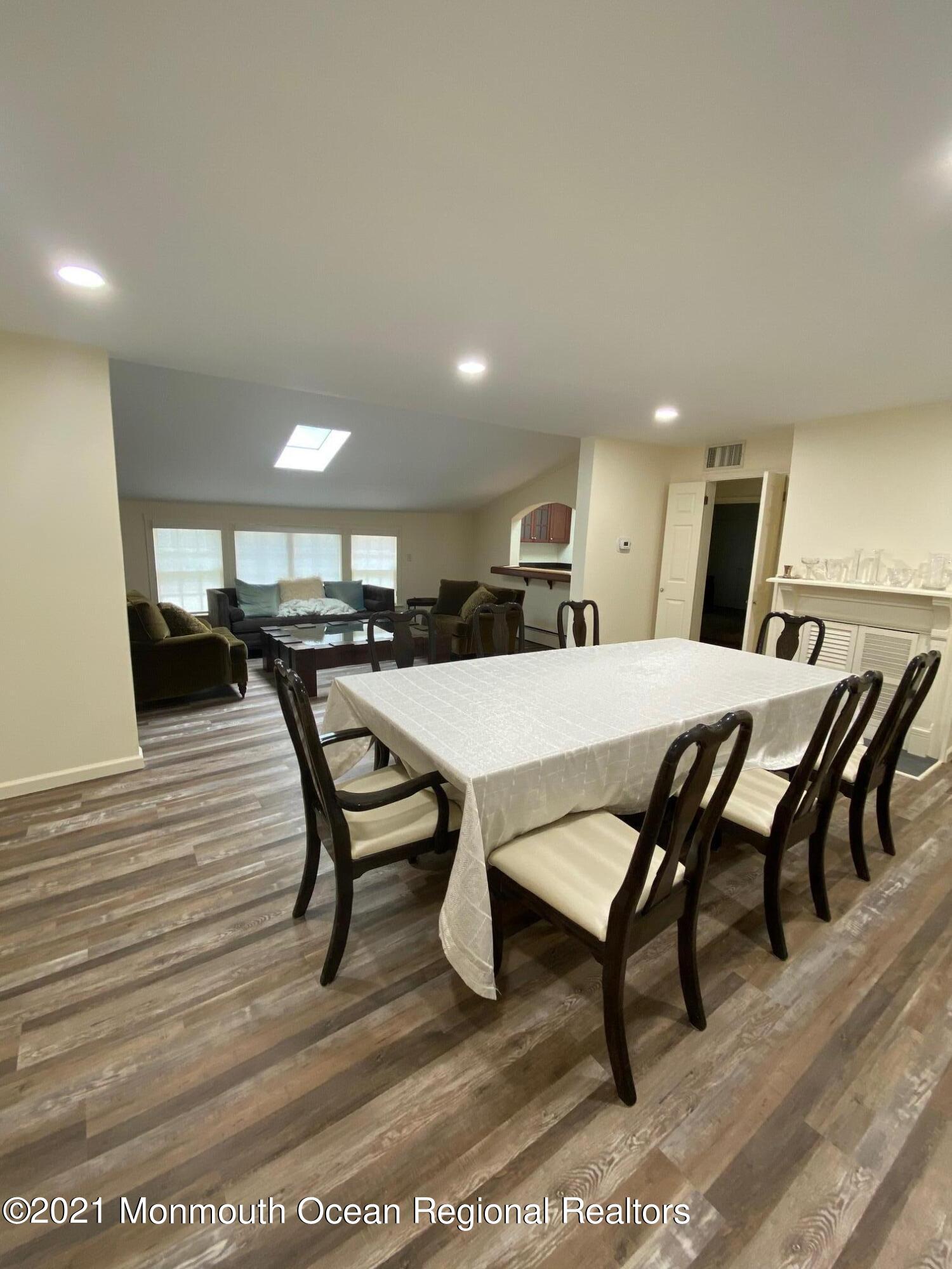 372 Lake Avenue Oakhurst NJ 07755