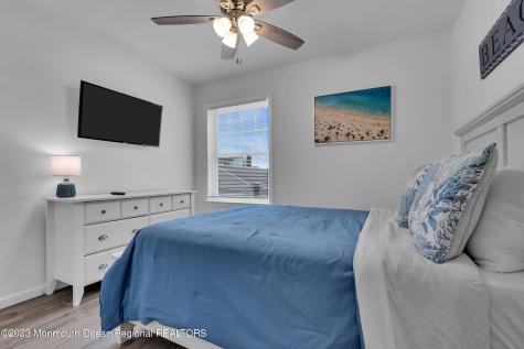 24 Virginia Avenue Lavallette NJ 08735