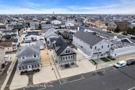 24 Virginia Avenue Lavallette NJ 08735