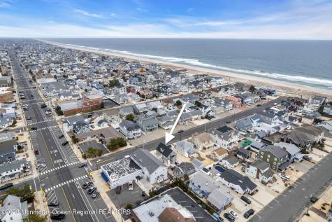 24 Virginia Avenue Lavallette NJ 08735