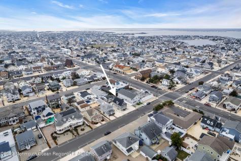 24 Virginia Avenue Lavallette NJ 08735