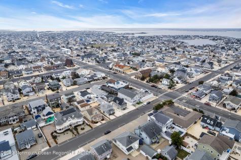 24 Virginia Avenue Lavallette NJ 08735