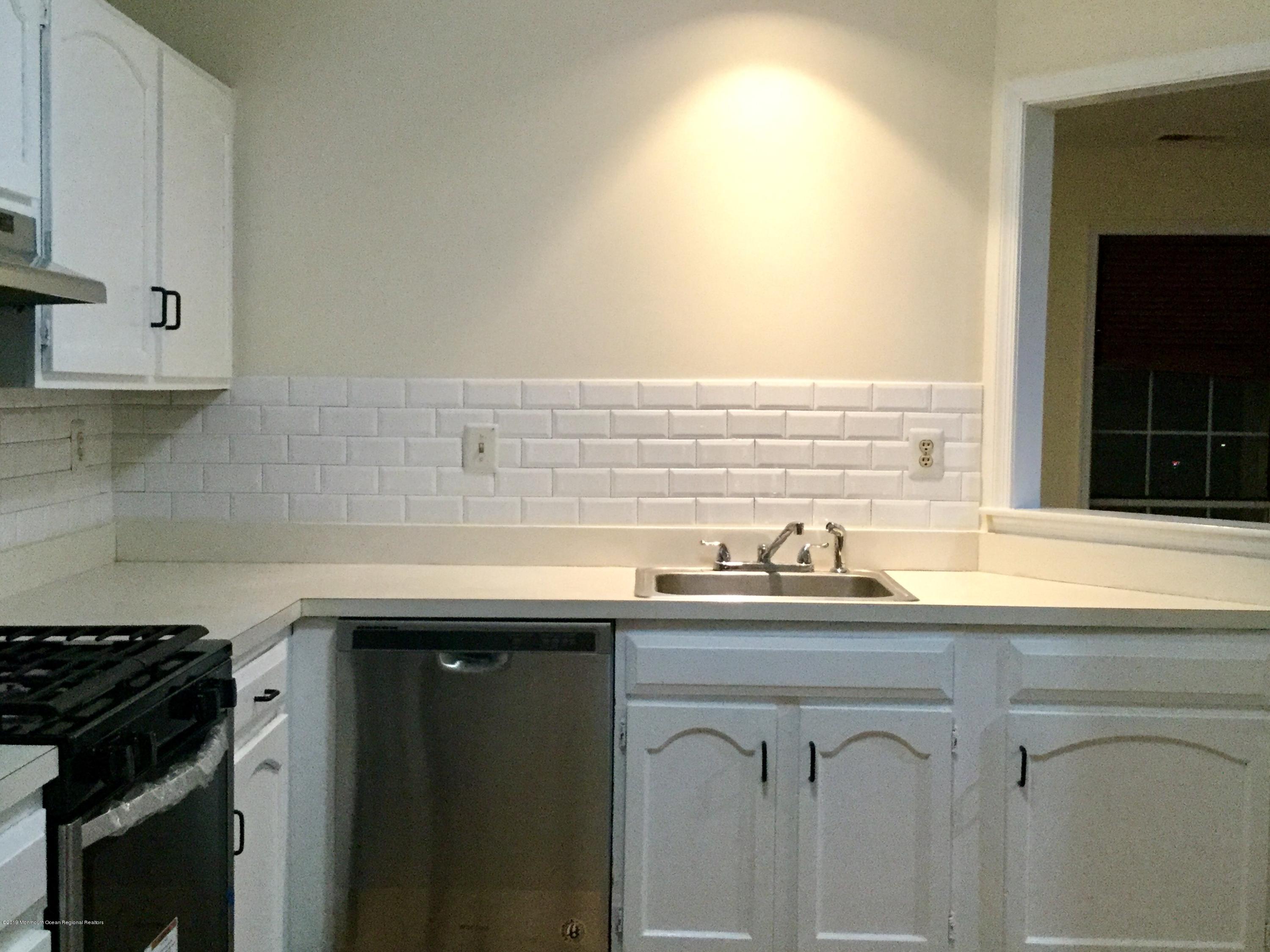 401 Yorkshire Place Morganville NJ 07751