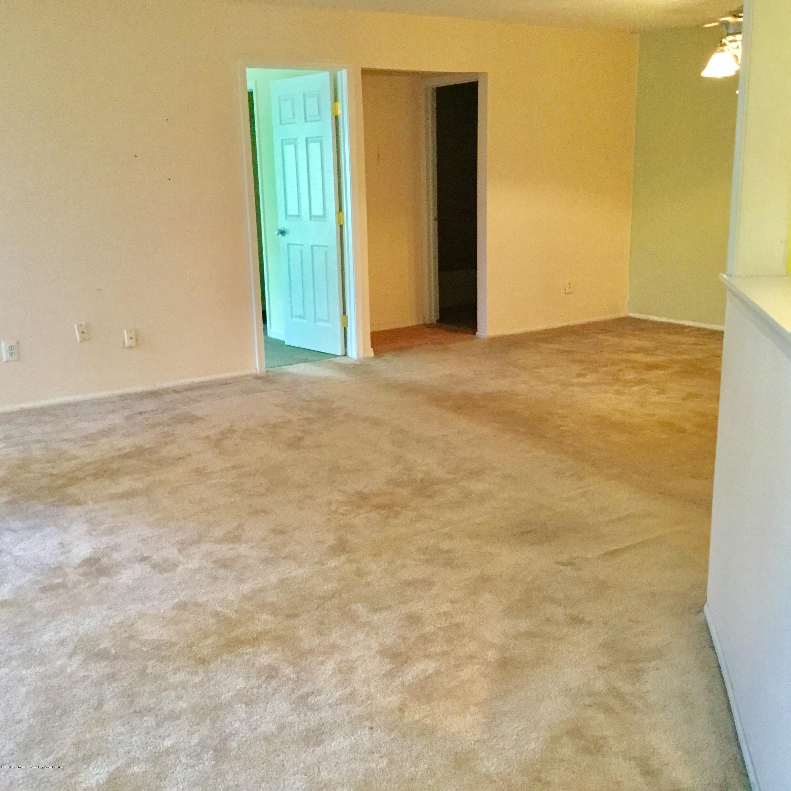 401 Yorkshire Place Morganville NJ 07751