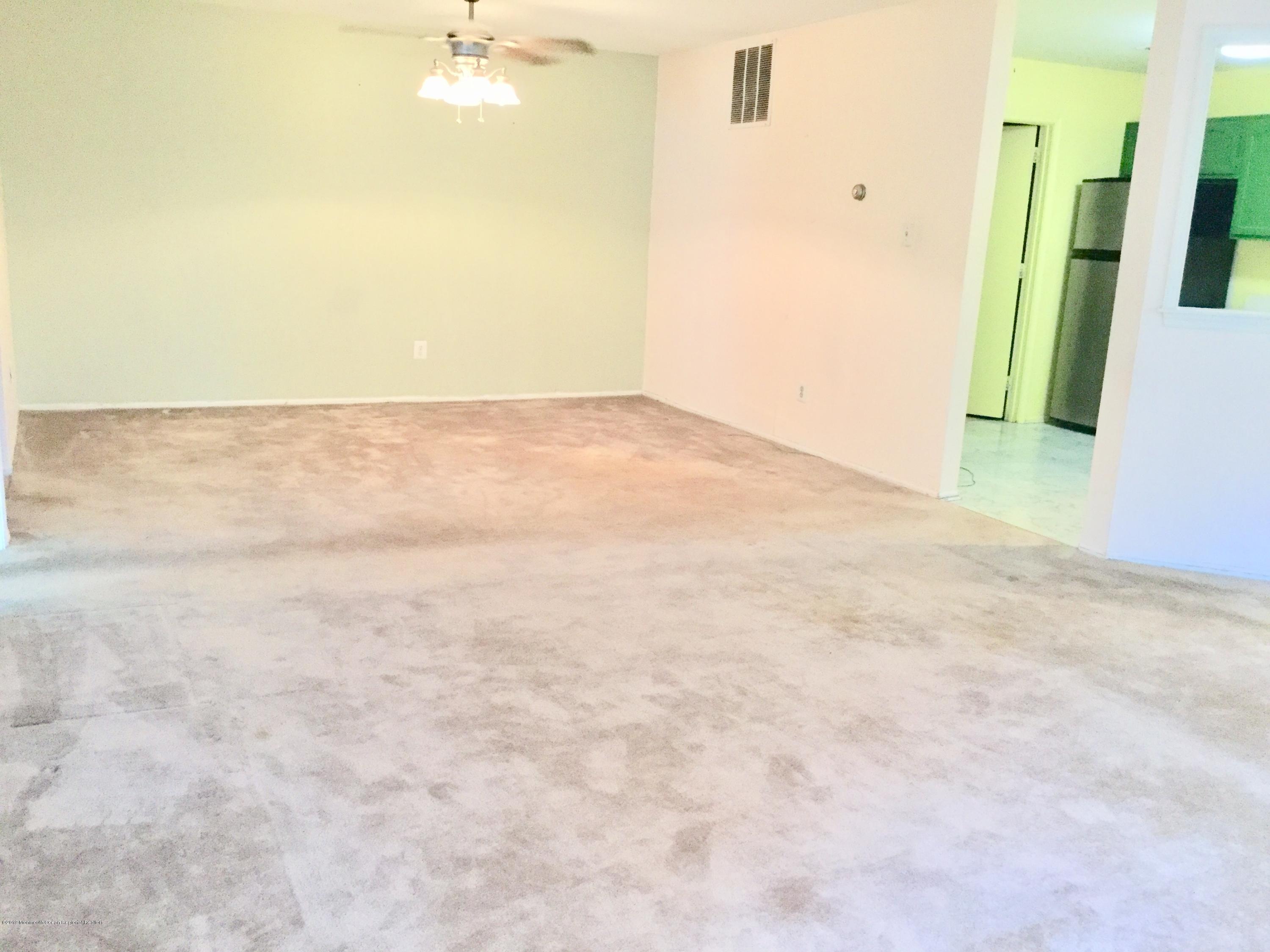 401 Yorkshire Place Morganville NJ 07751