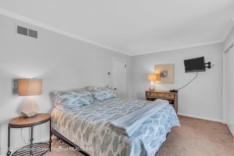54 Linden Court Spring Lake Heights NJ 07762
