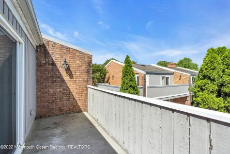 54 Linden Court Spring Lake Heights NJ 07762