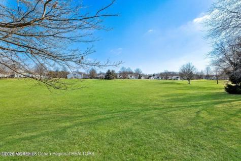 48 Rutland Lane Monroe NJ 08831