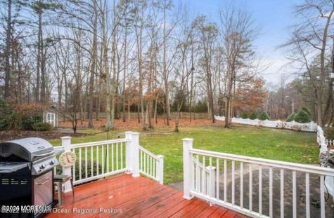 5 Shepherds Way Jackson NJ 08527