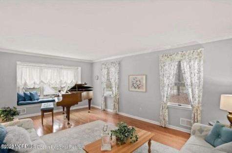 5 Shepherds Way Jackson NJ 08527