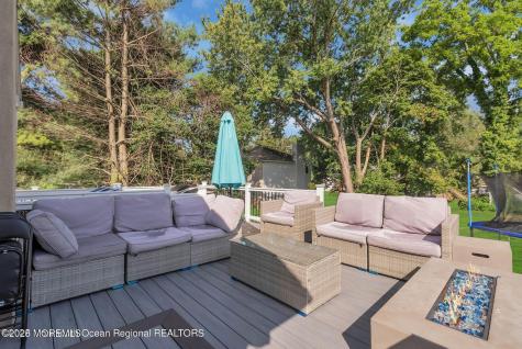 373 W Park Avenue Oakhurst NJ 07755