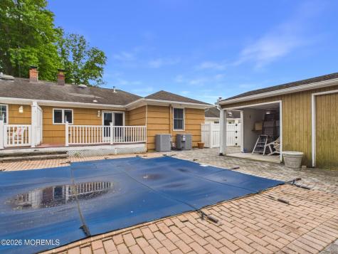 15 Wigwam Path Manasquan NJ 08736