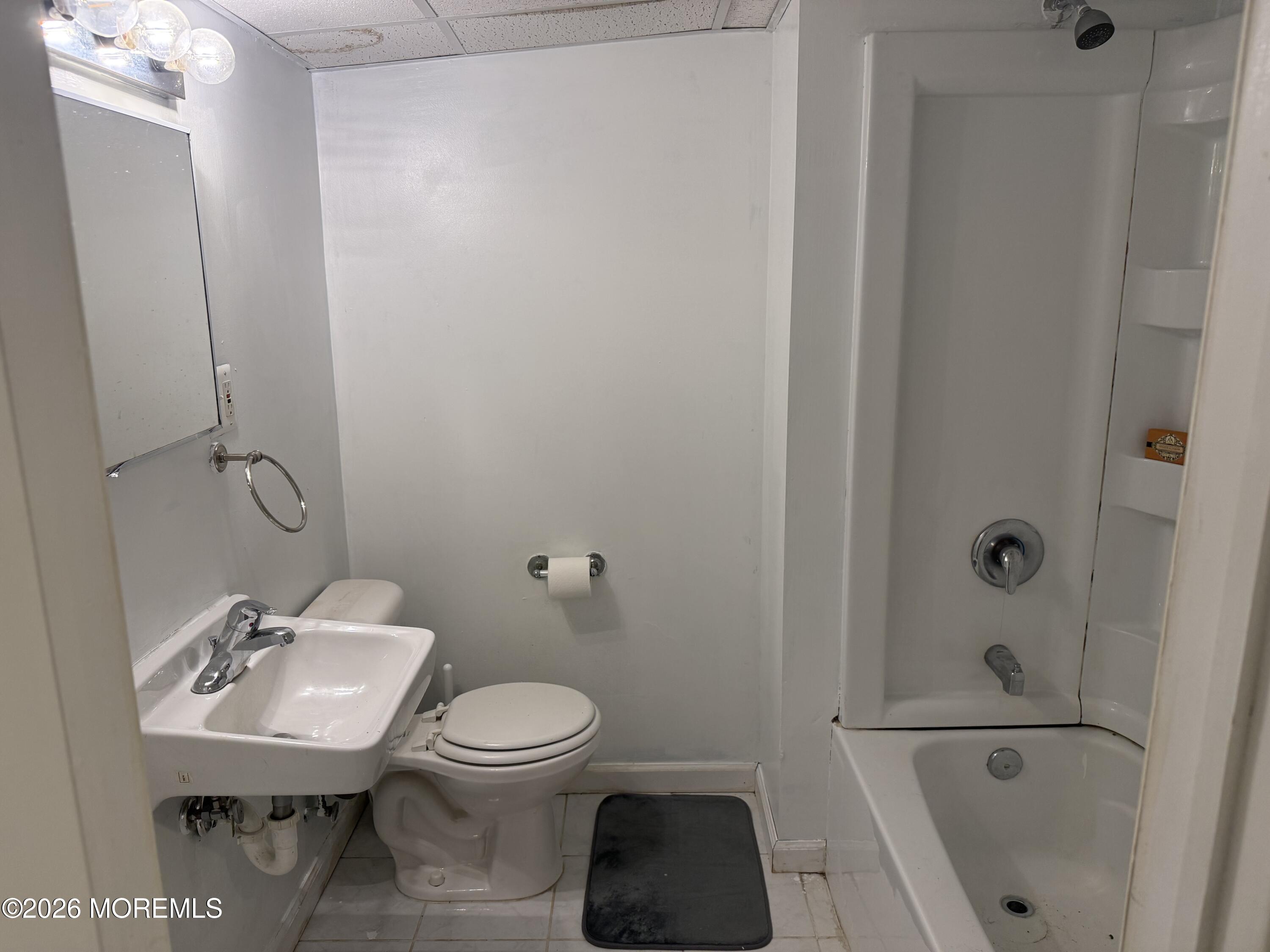 842 Regency Court Toms River NJ 08753
