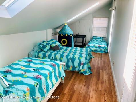 17 1st Avenue Seaside Park NJ 08752