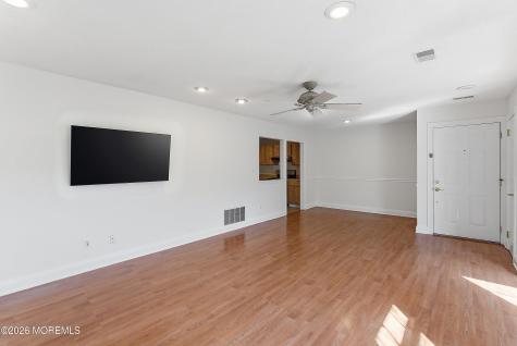 58 Frontier Way Tinton Falls NJ 07753