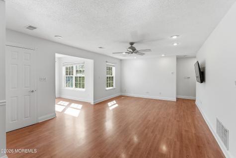 58 Frontier Way Tinton Falls NJ 07753