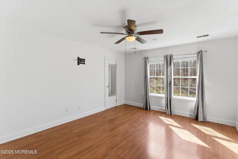 58 Frontier Way Tinton Falls NJ 07753
