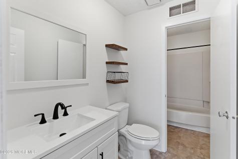 58 Frontier Way Tinton Falls NJ 07753