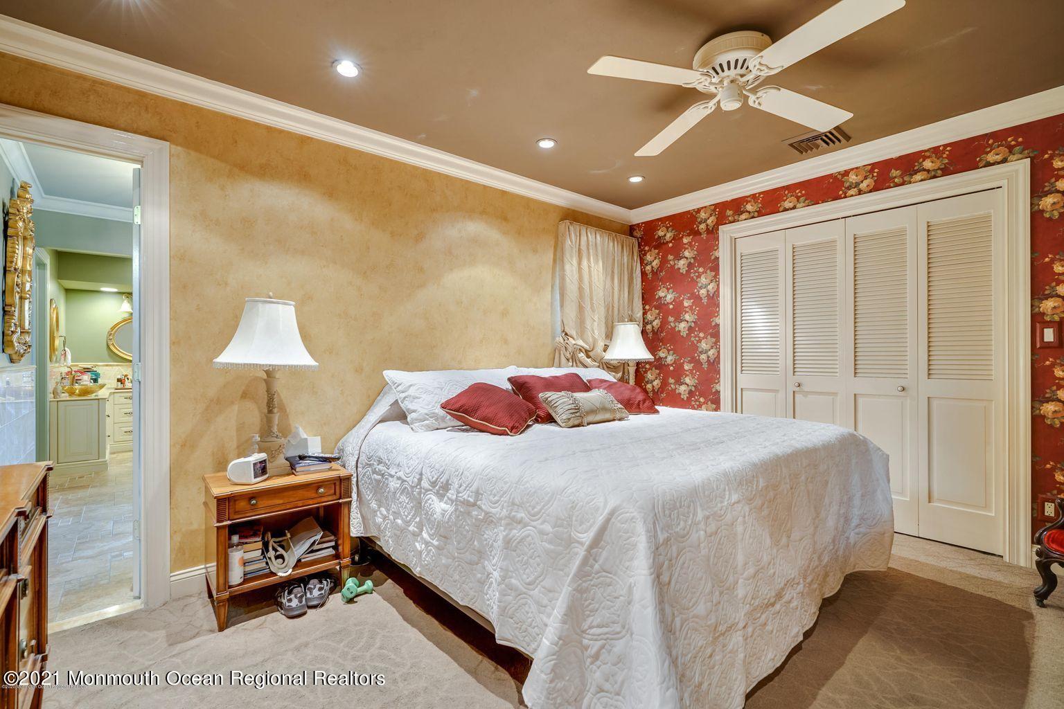 455 W Lincoln Avenue Oakhurst NJ 07755