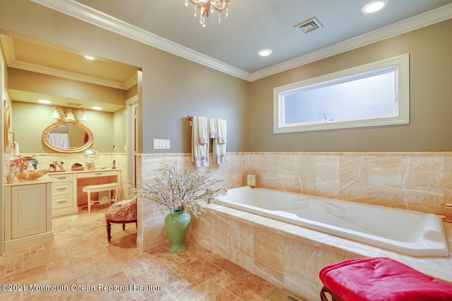 455 W Lincoln Avenue Oakhurst NJ 07755