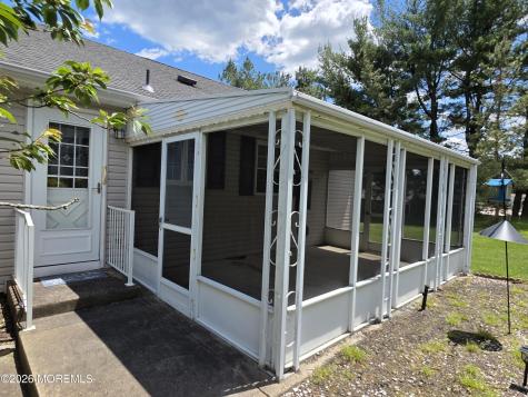 40 Birchwood Drive Whiting NJ 08759