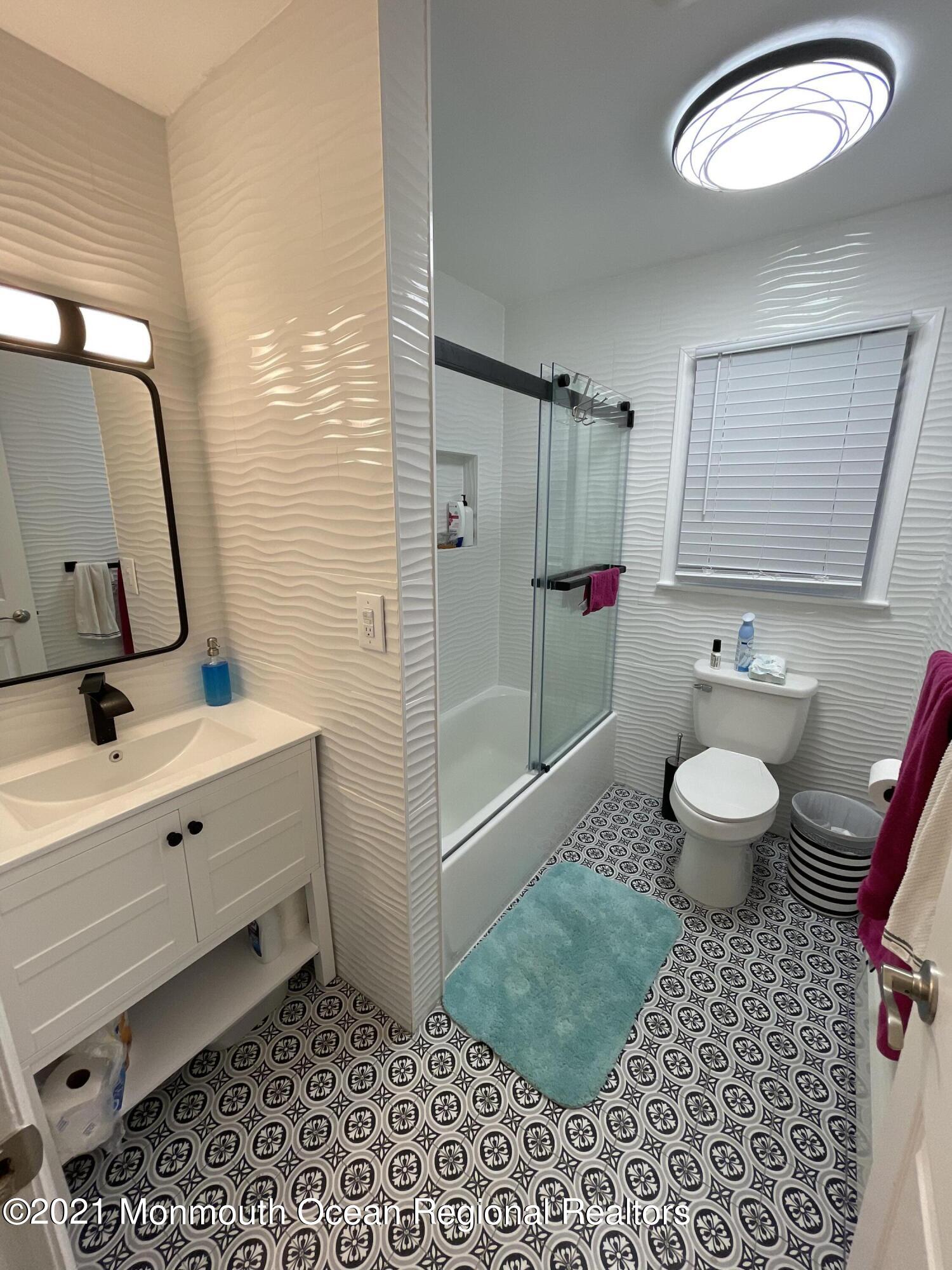 455 Redmond Avenue Oakhurst NJ 07755