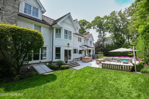 11 Red Oak Drive Spring Lake NJ 07762