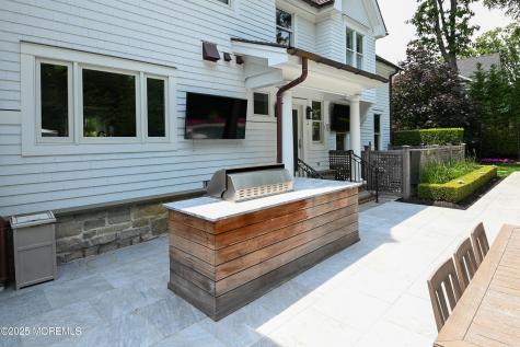 11 Red Oak Drive Spring Lake NJ 07762