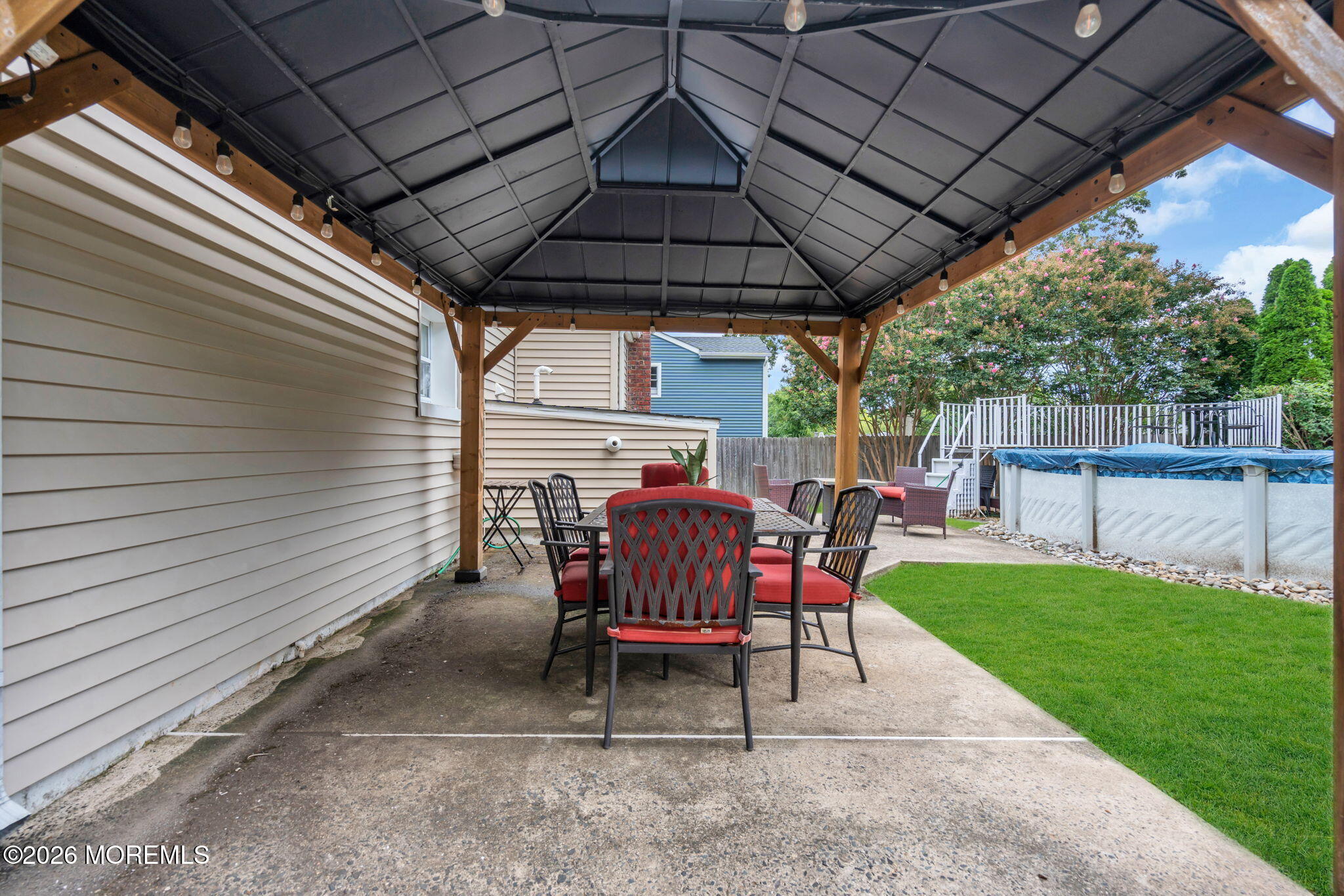 149 11th Street Belford NJ 07718